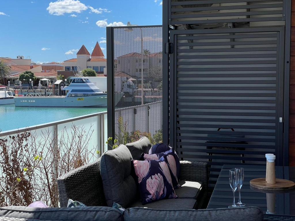 Mariner'S Cove ~ Luxe Waterfront Apartment Mindarie Экстерьер фото
