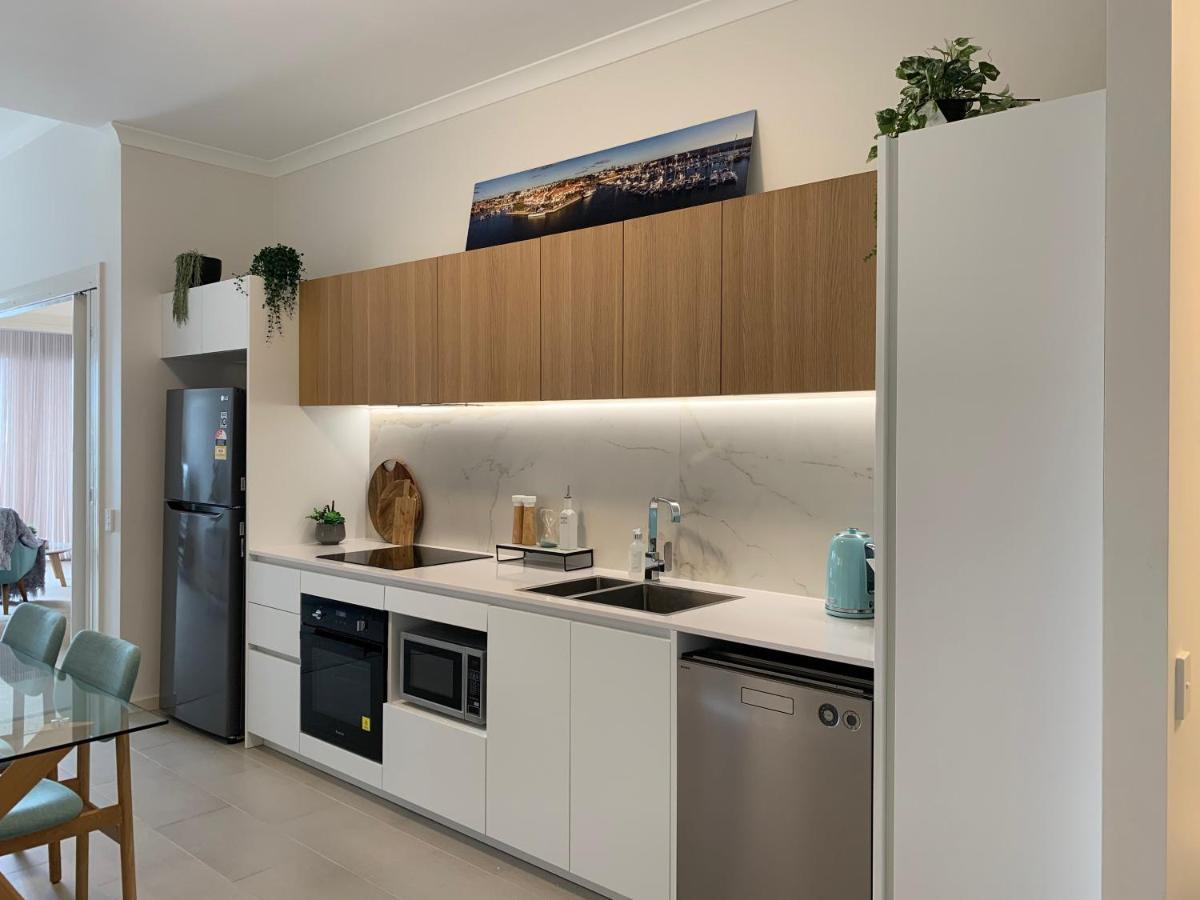 Mariner'S Cove ~ Luxe Waterfront Apartment Mindarie Экстерьер фото