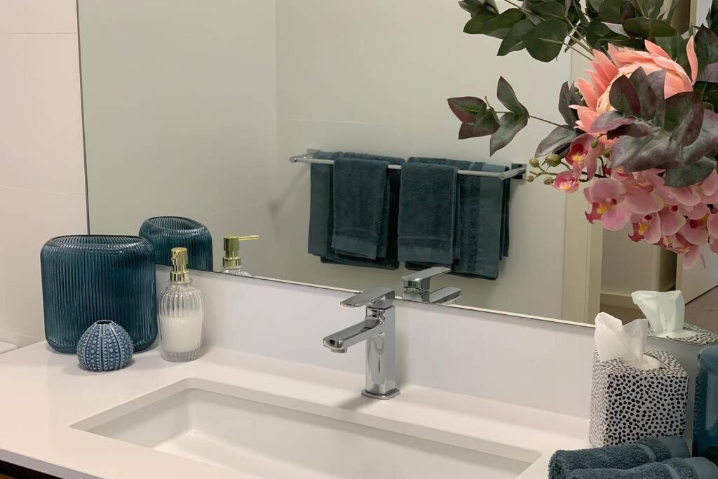 Mariner'S Cove ~ Luxe Waterfront Apartment Mindarie Экстерьер фото