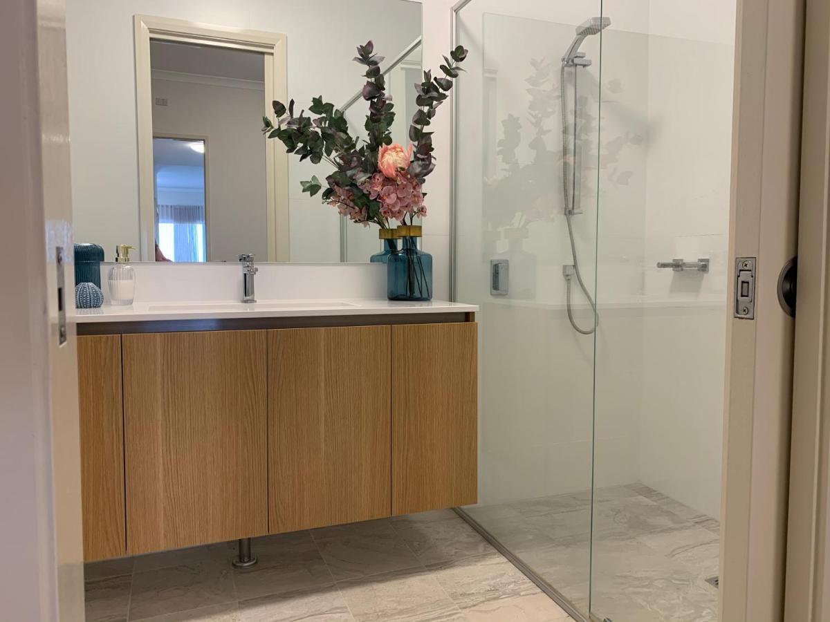 Mariner'S Cove ~ Luxe Waterfront Apartment Mindarie Экстерьер фото